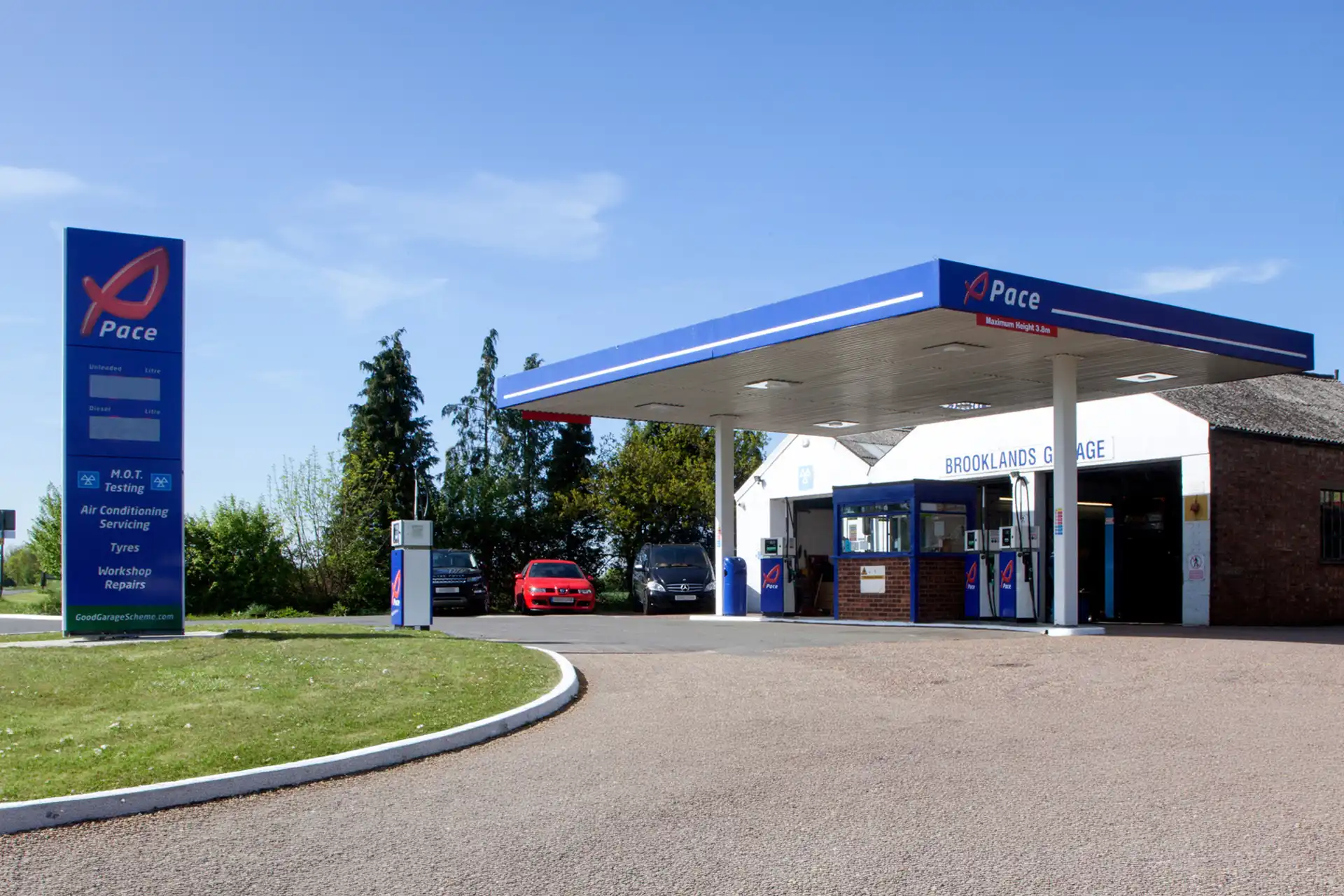 Brooklands Garage - Saffron Walden Brooklands Garage - Saffron Walden